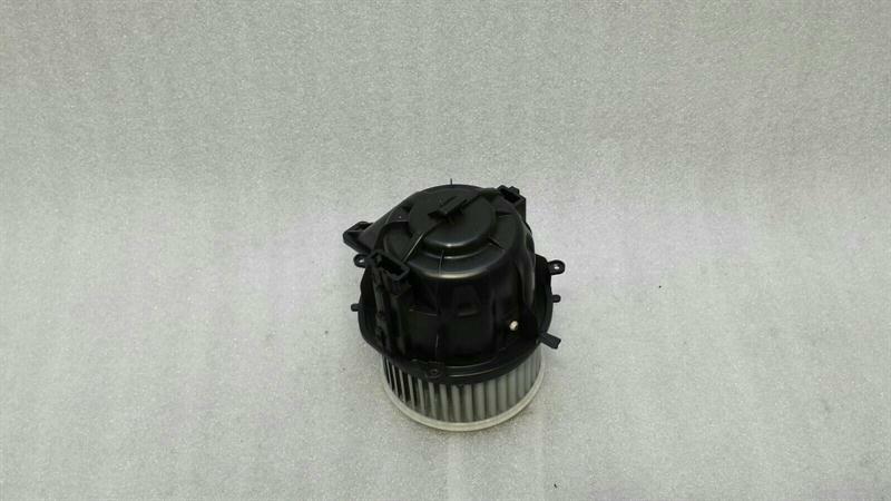 Porsche 911 991 Heater Blower 99157392201 RHD Right Hand Handlebar