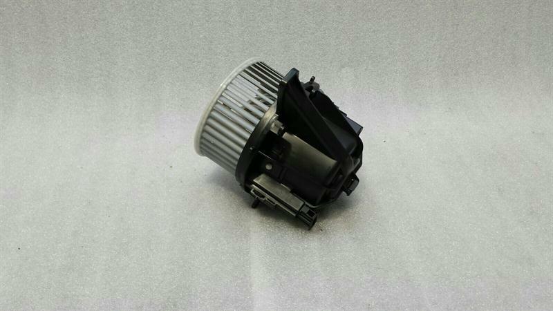 Porsche 911 991 Heater Blower 99157392201 RHD Right Hand Handlebar