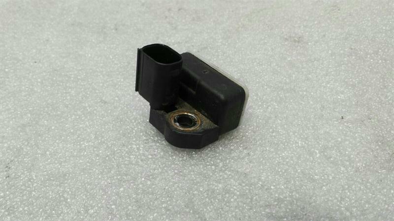 Porsche 911 991 crash impact sensor 99160611100 impact sensor SRS