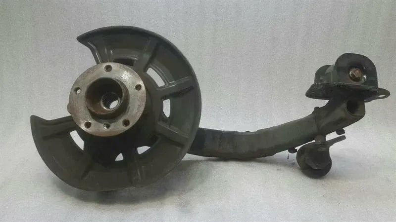 BMW Z4 E89 Right Rear Hub 6783106 Wheel Bearing Housing Rear Right 35i