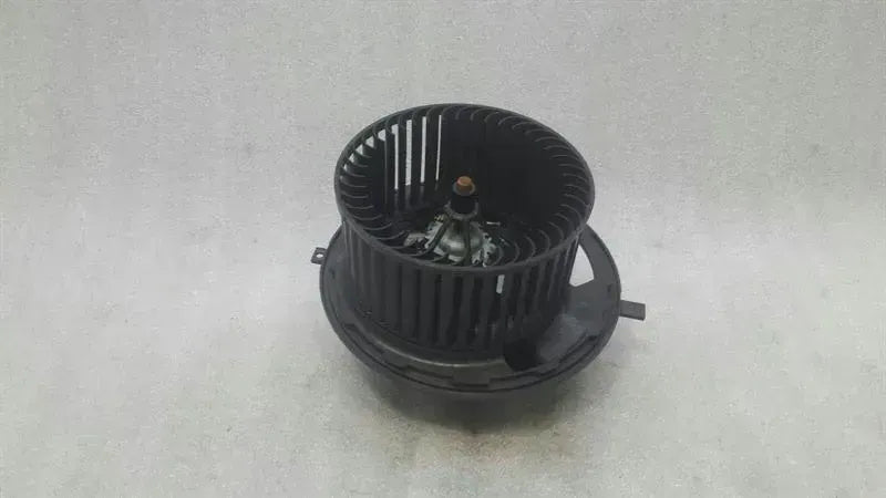 BMW Z4 E89 E90 E92 RHD Heater Blower 6933664 right handlebar