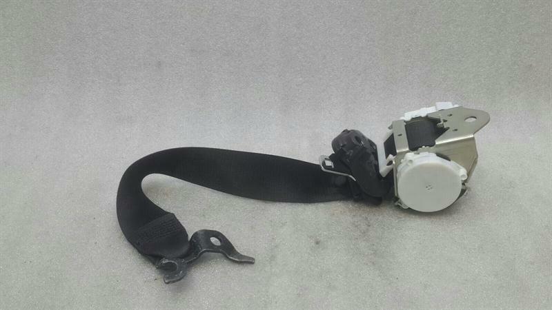 BMW Z4 E89 front right seatbelt 9128878 seat belt front right