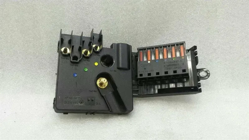Mercedes CLS W219 W211 Fuse Box A2119820402 Fuse Box