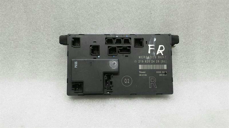 Mercedes CLS W219 front right door module A2198202426 door front RE control unit