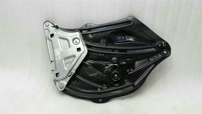 Mercedes e W207 convertible RRH door winder A2076702003 rear right power window