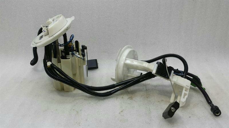 Mercedes X204 W207 W204 Fuel Pump Electric A2044702294 Fuel Pump Diesel