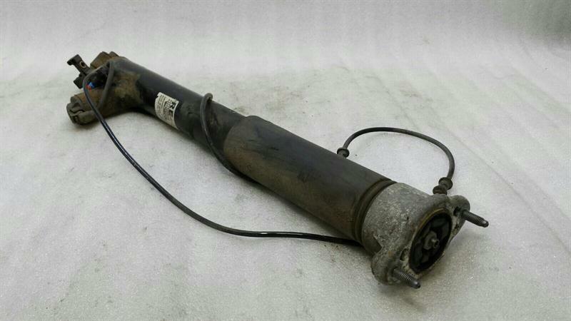 Mercedes E Class W207 Shock Absorber RRH A2073203230 Rear Shock Absorber EDC