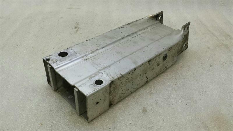 Mercedes E Class W207 Left Front Chassis Leg A2076200195 Crash Bar Extension