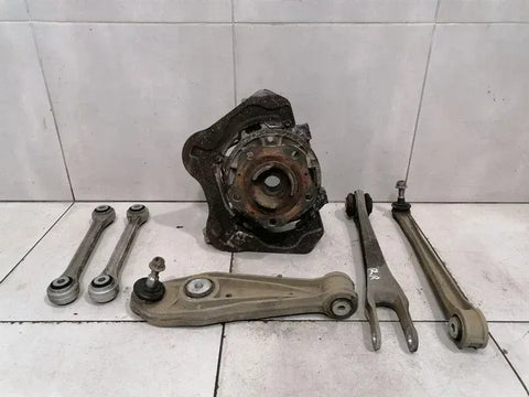 Porsche 911 996 right rear hub 99633111206 wheel bearing housing rear right