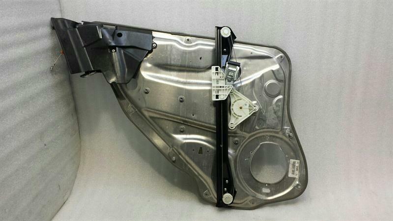 Mercedes GLK X204 RRH Door Winder A2047301279 Window Regulator Rear Right