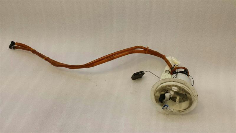 Mercedes GLK X204 Fuel Pump A2044704494 Fuel Sender Unit