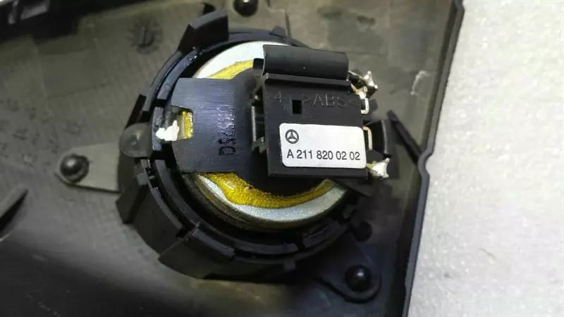 Mercedes GLK X204 Front Right Tweeter A2047200648 Speakers