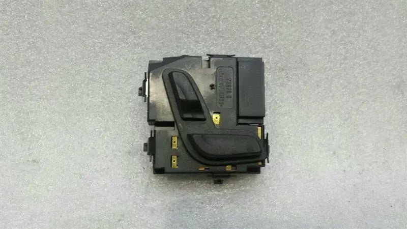 Mercedes GLK X204 right seat switch A2048701758 seat switch right front