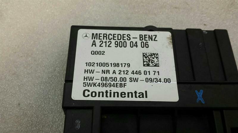 Mercedes GLK X204 Fuel Pump Module A2129000406 Control Unit Fuel Pump