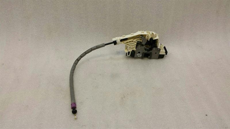 Mercedes GLK X204 rear right door lock A2047302435 door lock rear RE