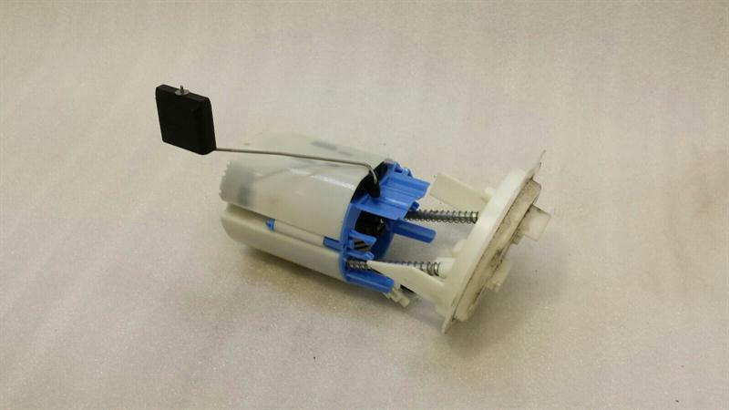Mercedes GLK X204 Fuel Pump Electric A2044700794 Fuel Pump V6