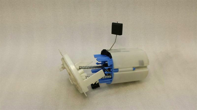 Mercedes GLK X204 Fuel Pump Electric A2044700794 Fuel Pump V6