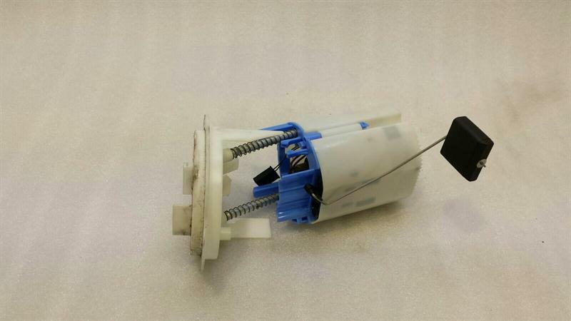 Mercedes GLK X204 Fuel Pump Electric A2044700794 Fuel Pump V6