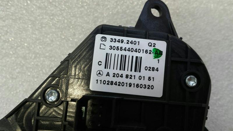 Mercedes GLK X204 steering wheel switch A2048210151 steering wheel switch MFL