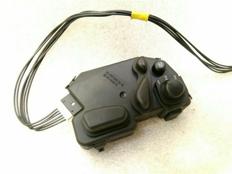 Mercedes CLK W209 right seat switch A2098202610 seat front right switch