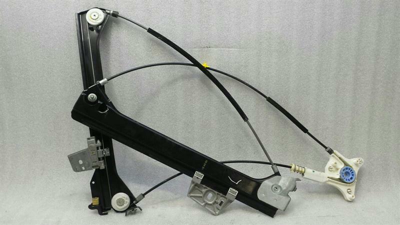 Mercedes CLK W209 Left Door Winder A2097200746 Window Left