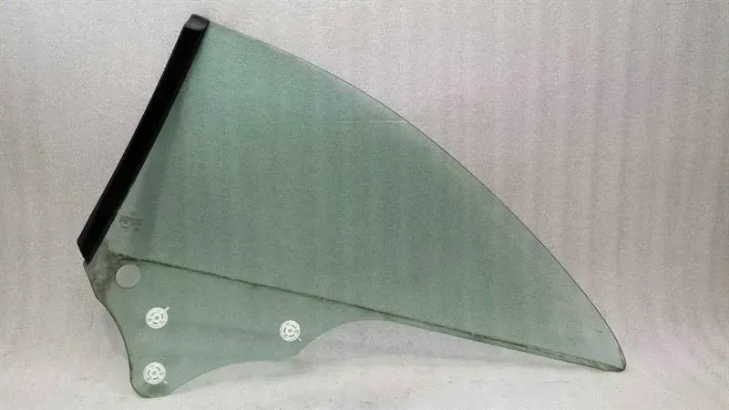Mercedes CLK W209 right rear 1/4 glass A2096700210 door window 1/4 rear right