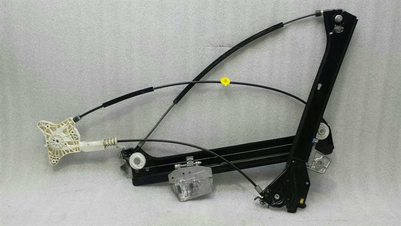 Mercedes CLK W209 Left Door Winder A2097200746 Window Left