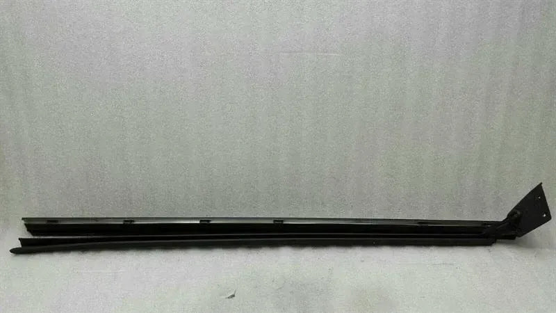 Mercedes CLK W209 Front Left Body Moulding A2096900180 Strip Front Left