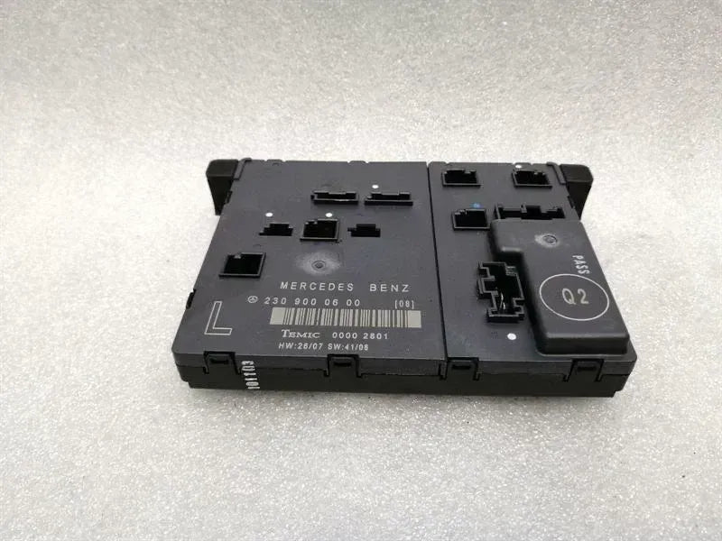 Mercedes SL R230 Left Door Module A2308203626 Door Control Unit Left