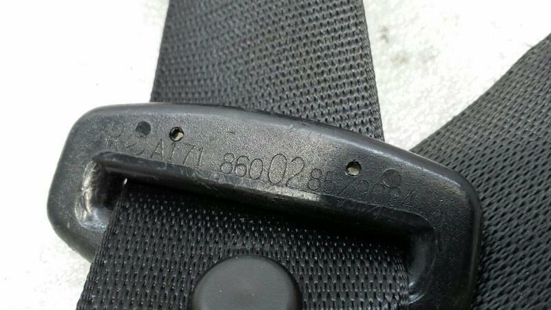Mercedes SLK R171 right seat belt A1718600285 seat belt front right