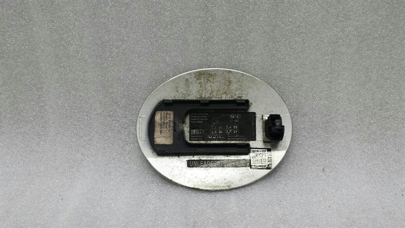 Mercedes SLK R171 fuel cap A1717500106 fuel flap.