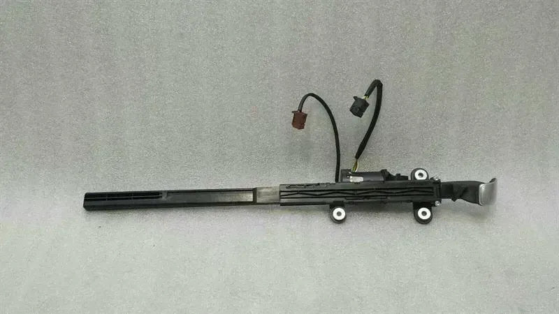 BMW 3 Series E92 Right Belt Tensioner 9165380 Belt Sender Right