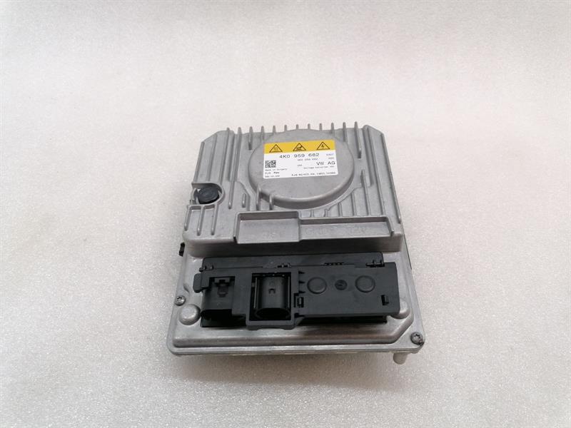 BENTLEY CONTINENTAL GT 18-24 3S 3SD 4K0959682 VOLTAGE CONVERTER VOLTAGE