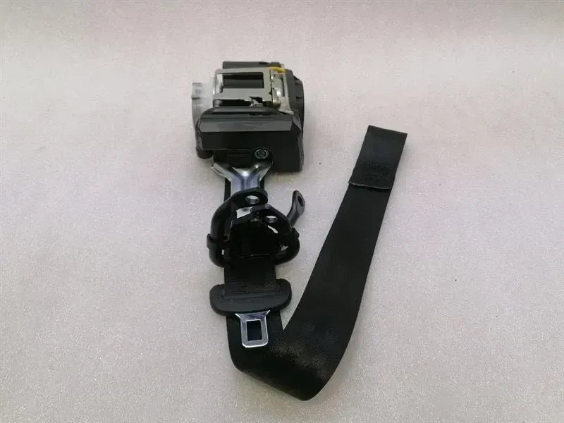 Bentley Continental GT 3SD front seatbelt 3SC857705B LH seat belt belt