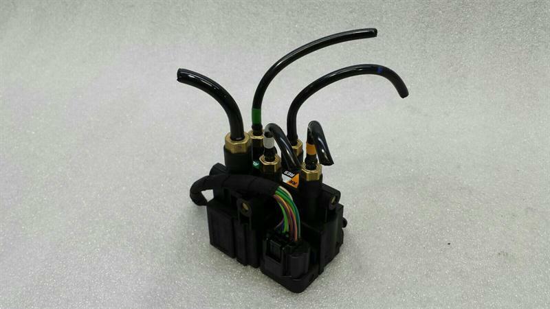 LR037082 RANGE ROVER L405 air suspension valve rear valve block