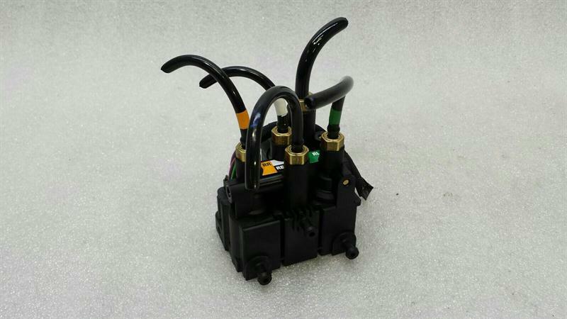 LR037082 RANGE ROVER L405 air suspension valve rear valve block