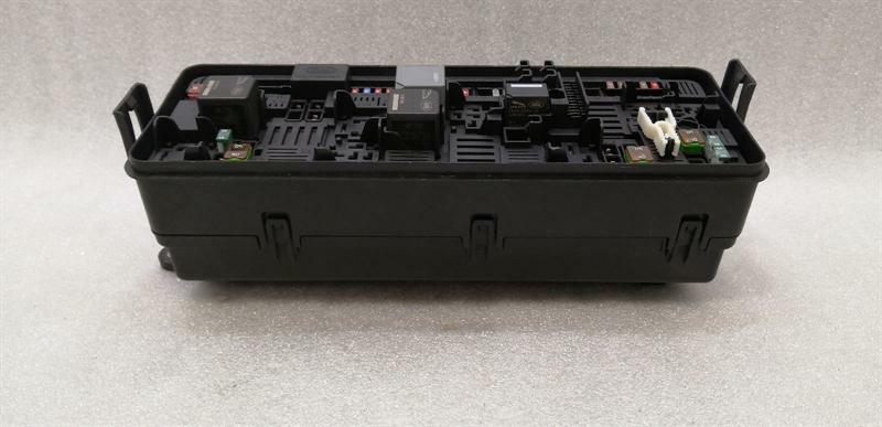 LAND ROVER RANGE ROVER L405 Fuse Box HPLA-14A073-AB Fuse Box