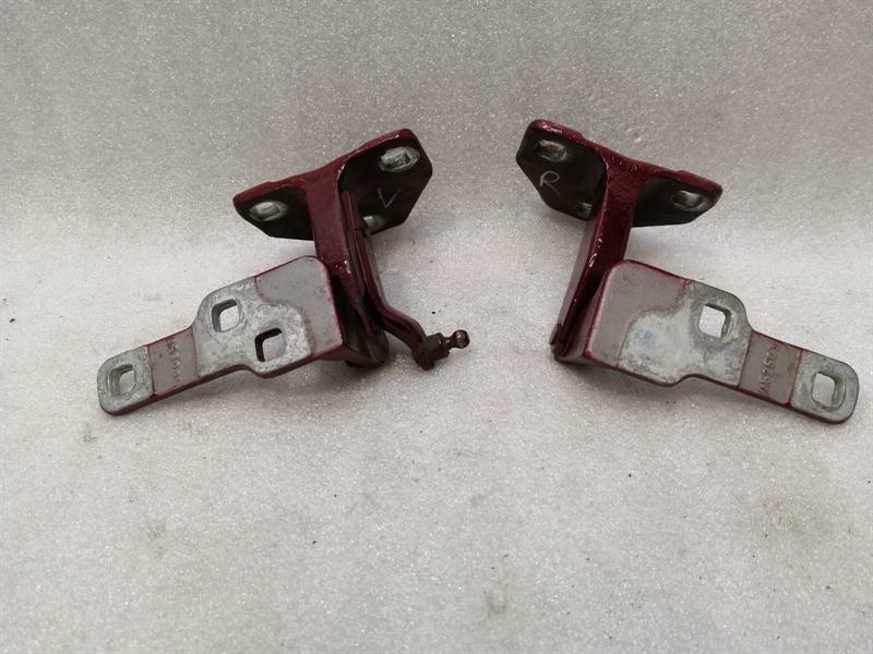 Land Rover Range Rover L405 Tailgate hinge LR048168 Tailgate hinge