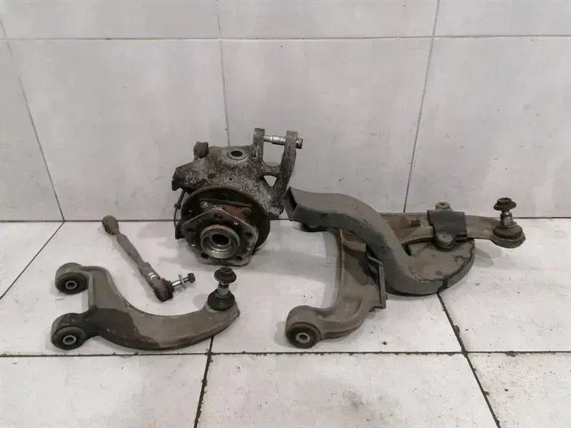 Maserati Granturismo M145 RRH Hub 980139916 Wheel Bearing Housing Rear Right