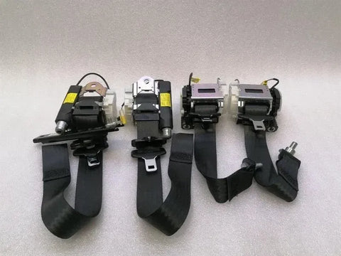 Maserati Granturismo M145 seat belt set 800865900 set of 4 seat belt set