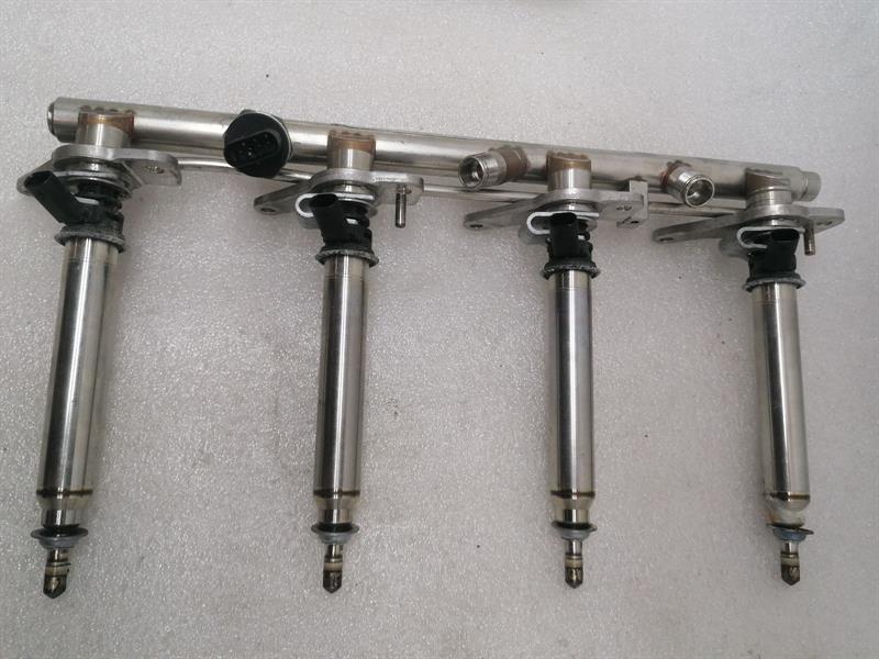 MERCEDES S-Class W222 Fuel Rail A2780702495 Fuel Injection Moulding Pipe Distributor SET