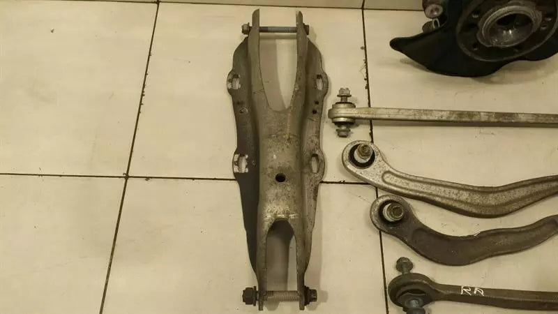 Mercedes S W222 Right Rear Hub A2223501041 Wheel Bearing Housing Rear Right SET CL