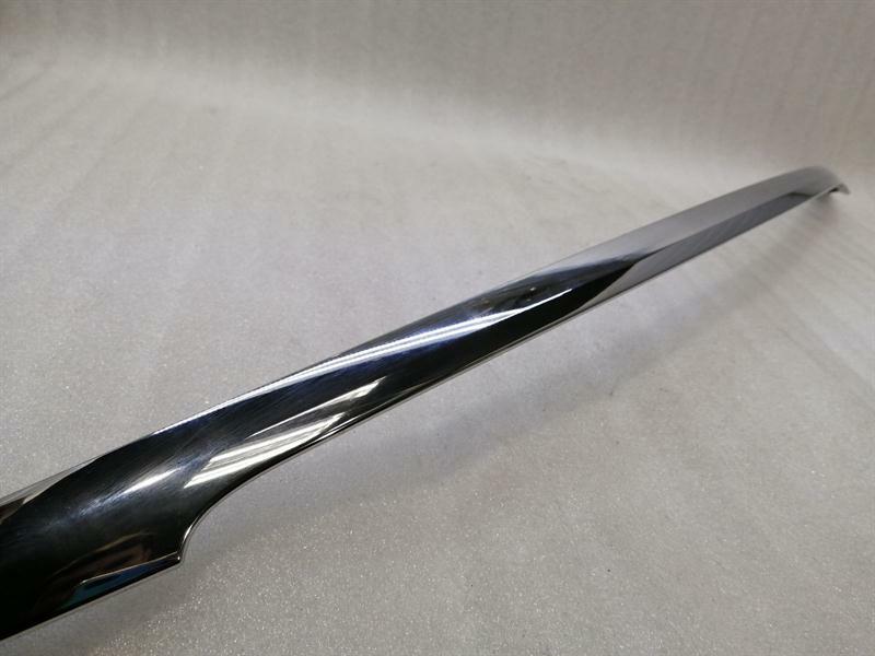 Mercedes S-Class W222 Boat Lid Moulding A2227570100 Tailgate Chrome Molding
