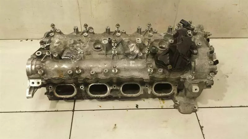 Mercedes S-Class W222 S500 Cylinder Head A2780107703 CYLINDER HEAD M278