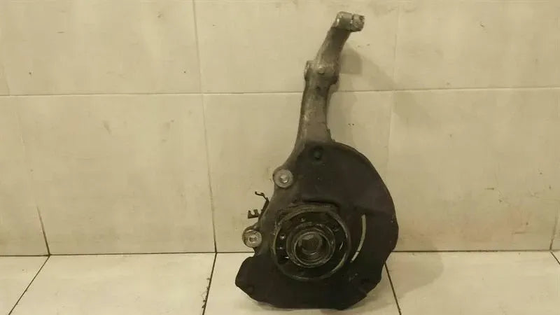 Mercedes S-Class W222 FRH Hub A2223322201 Wheel Bearing Housing Front Right 4-Matic
