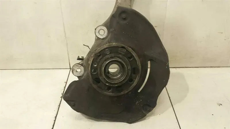 Mercedes S-Class W222 FRH Hub A2223322201 Wheel Bearing Housing Front Right 4-Matic