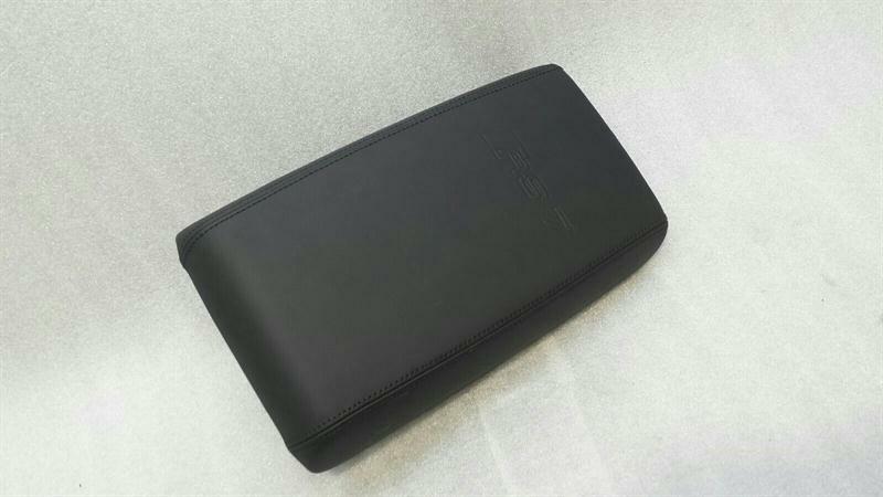 Audi A7 RS7 4G armrest center armrest crest leather leather