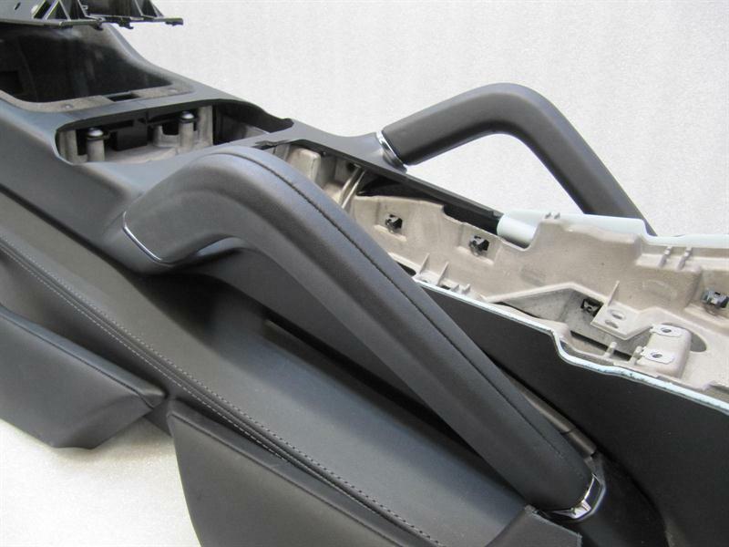 Porsche Cayenne 958 92A full leather console center console turbo extended leather