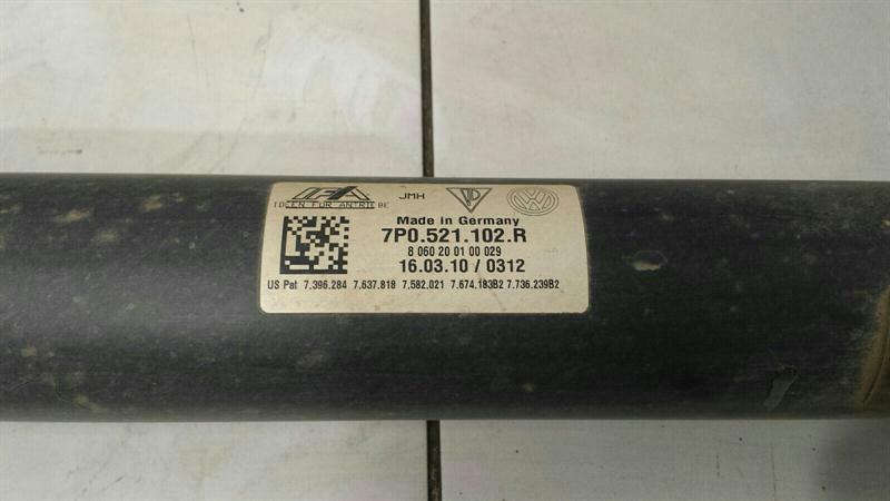 Porsche Cayenne 958 92A Propshaft 7P0521102R Propshaft