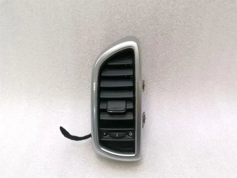 Porsche Cayenne 958 92a Right Air Vent 7P5819704D Ventilation Nozzle Right
